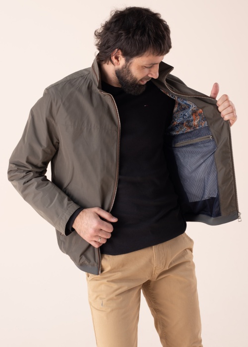 Bugatti pavasario-rudens striukė