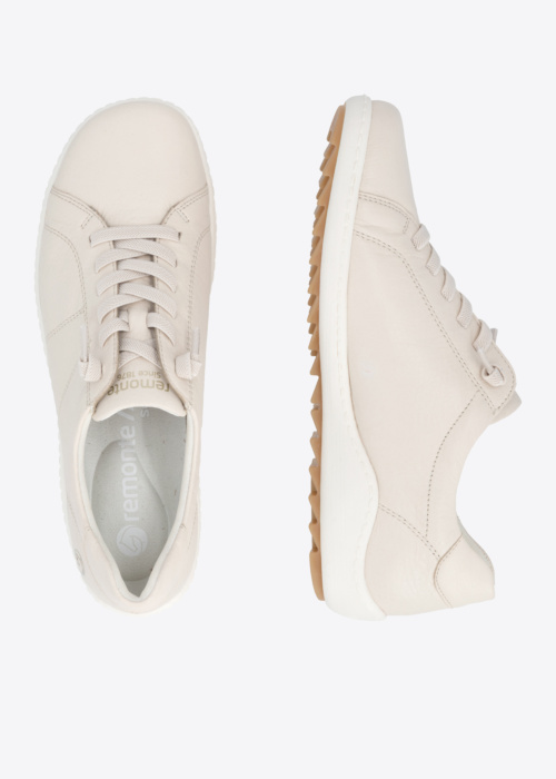 Remonte laisvalaikio bateliai