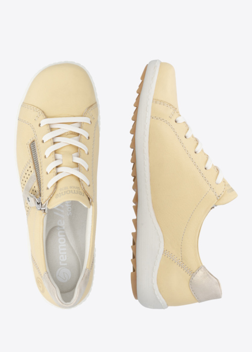 Remonte laisvalaikio bateliai