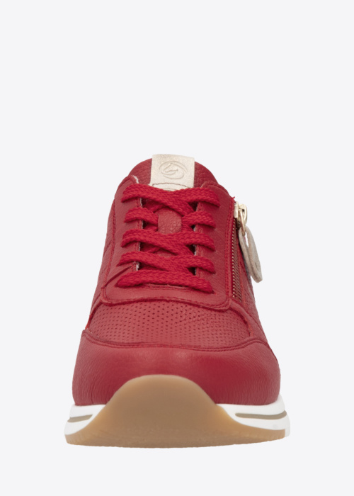 Remonte laisvalaikio bateliai