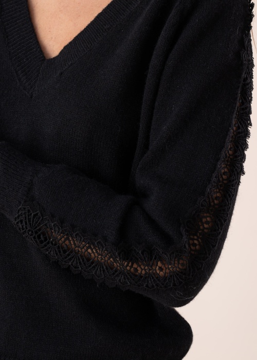 Molly Bracken megztinis