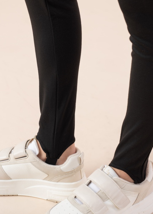 Only tamprės Violet