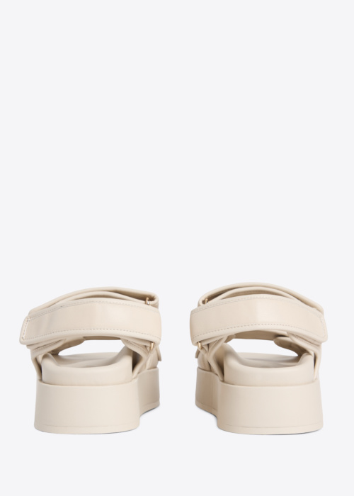 Tommy Hilfiger sandalai