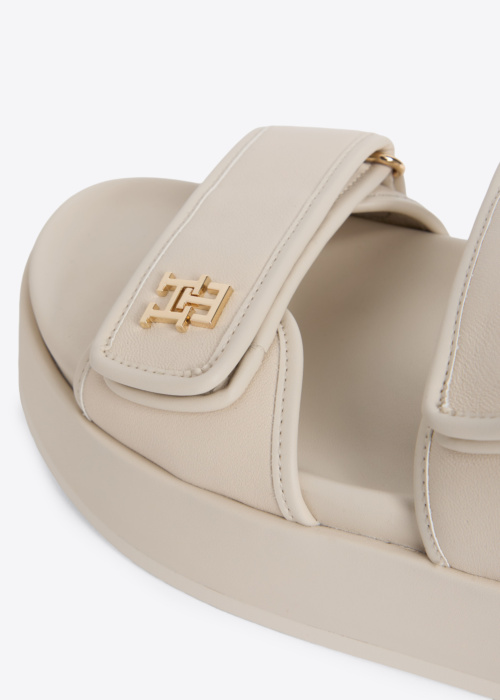 Tommy Hilfiger sandalai