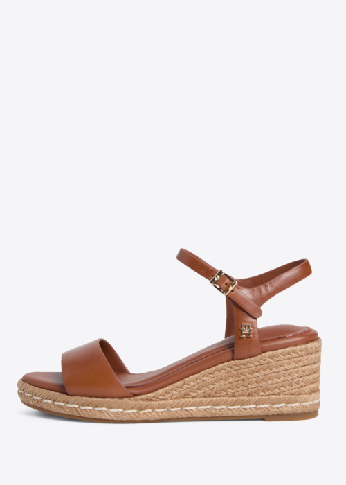 Tommy Hilfiger bateliai