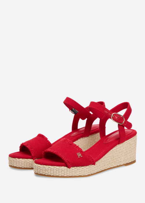 Tommy Hilfiger bateliai