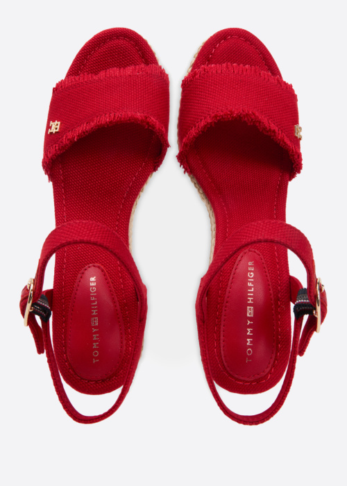 Tommy Hilfiger bateliai