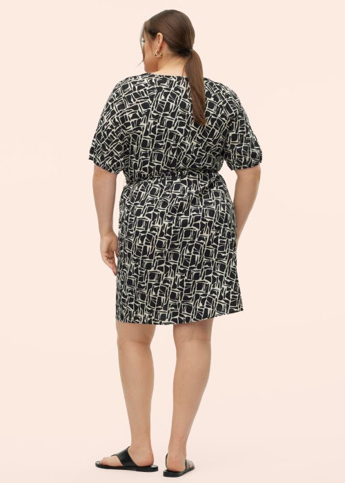 Vero Moda Curve suknelė