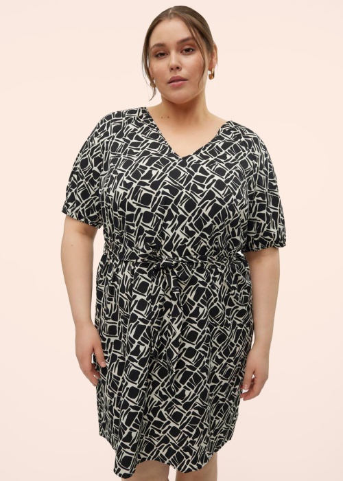 Vero Moda Curve suknelė
