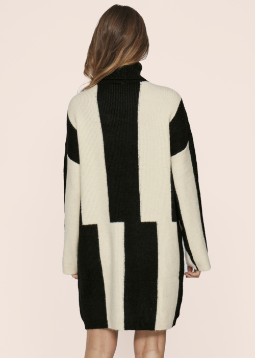 Vila megzta suknelė Signe