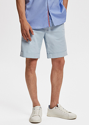 Diverse laisvalaikio šortai