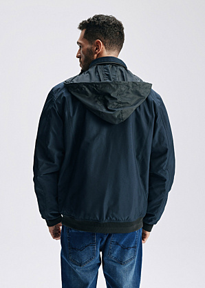 Diverse pavasario-rudens striukė Trueter