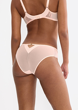 Triumph kelnaitės Palina waves of glow