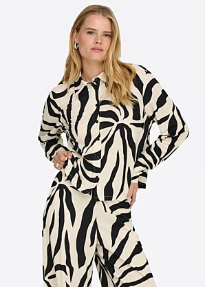 Only palaidinė Sakura