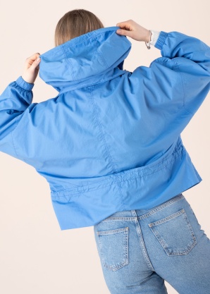 Esprit pavasario-rudens striukė