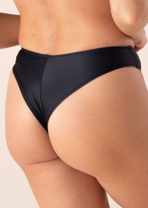 Lauma maudymosi kelnaitės