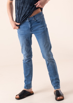 Mustang džinsai Vegas