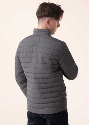 Jack & Jones pavasario-rudens striukė