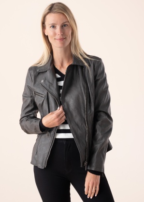 Guess striukė Agnes