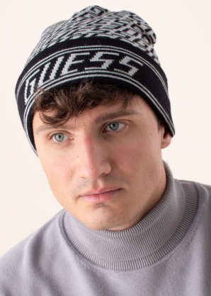 Guess žieminė kepurė