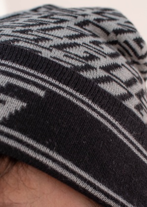 Guess žieminė kepurė