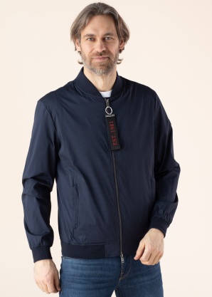 Guess pavasario-rudens striukė