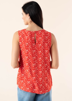 b.young palaidinė Joella