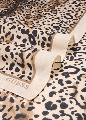 Guess pavasario-rudens alikas