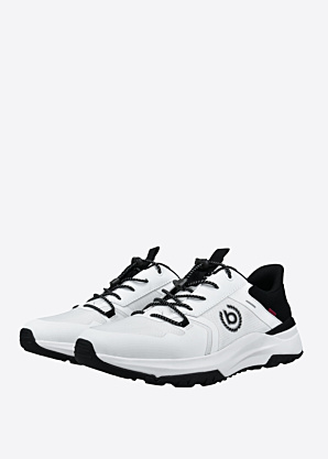 Bugatti laisvalaikio bateliai Bayan