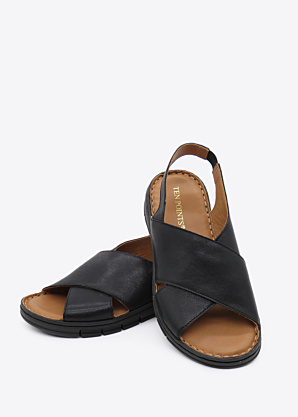 Ten Points bateliai Julia