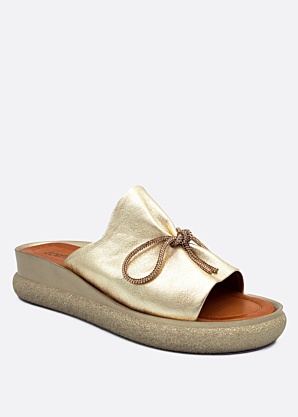 Loretta Vitale bateliai