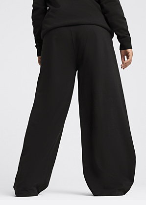 Puma tamprės Ess No. 1