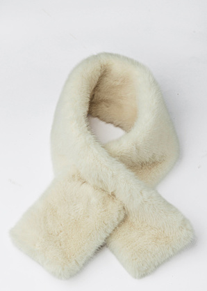 BOW19 šalikėlis Anais