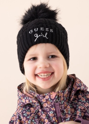 Guess žieminė kepurė