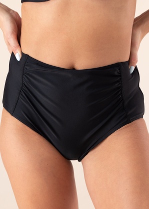 Trofe maudymosi kelnaitės