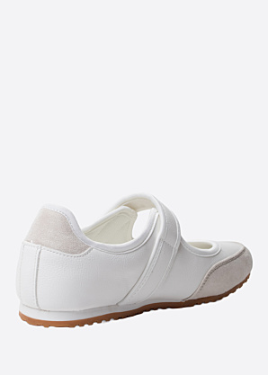 Duffy balerinos Napoli Tre