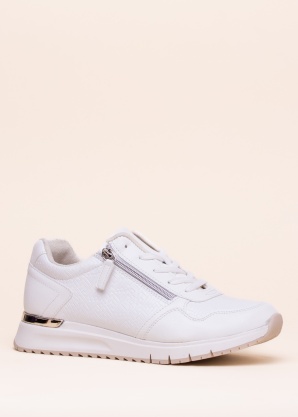 SJ laisvalaikio bateliai