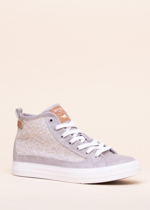 Mustang laisvalaikio batai