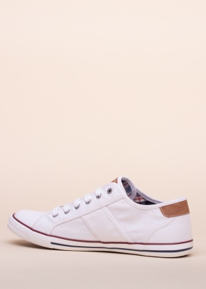 Mustang laisvalaikio batai