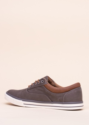 Mustang laisvalaikio batai