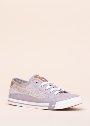 Mustang laisvalaikio batai