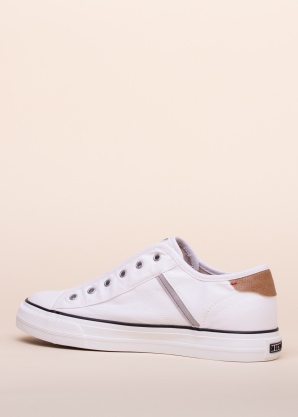 Mustang laisvalaikio batai