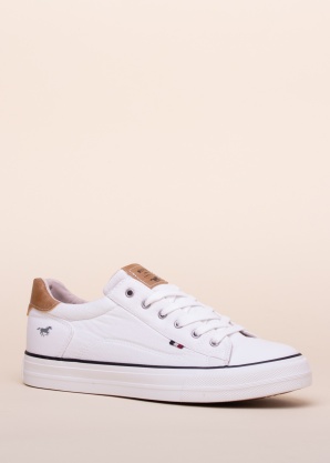 Mustang laisvalaikio batai