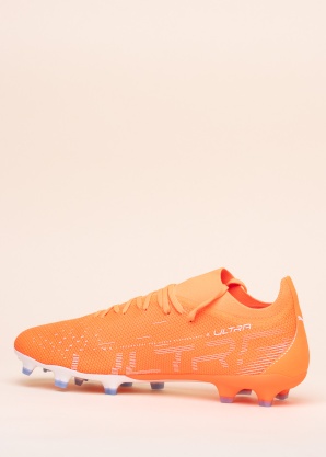 Puma futbolo bateliai kietai natūralios Ultra Match FG/AG