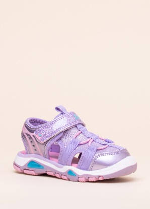 Leaf šviečiančios basutės Halmby