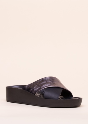 Loretta Vitale bateliai