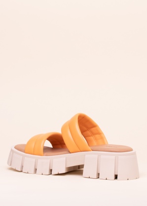 Ten Points bateliai Serena