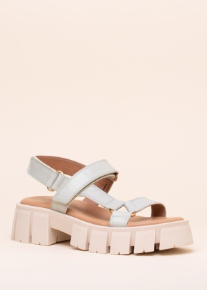 Ten Points bateliai Serena