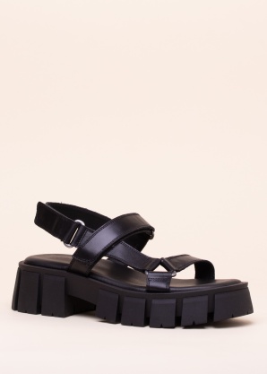 Ten Points bateliai Serena