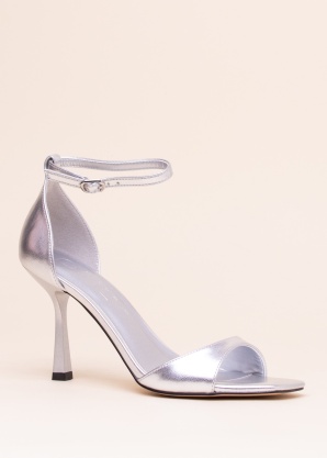 Only bateliai Aubrey-2